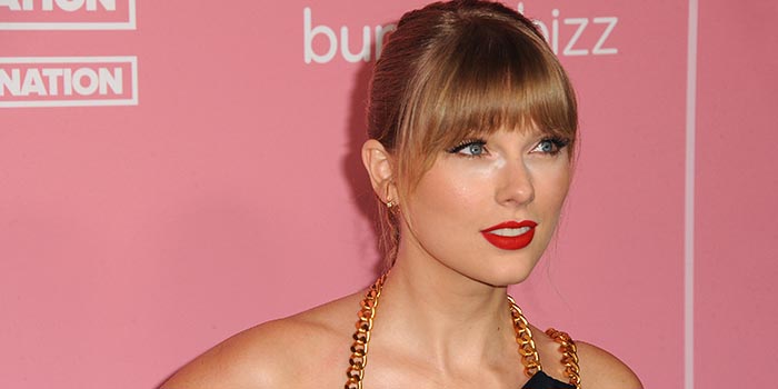 Taylor Swift’in Travis Kelce ile iddia edilen ilişkisi çığ gibi büyüyen iddialara yol açıyor